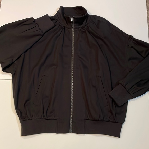 CAbi Jackets & Blazers - Cabi #3731 black bomber jacket
